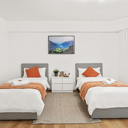 2 Zimmer Apartments, 4 Betten, Vollmoebliert,Zentrale Lage Am S-Bahnhof Berlín Exteriér fotografie