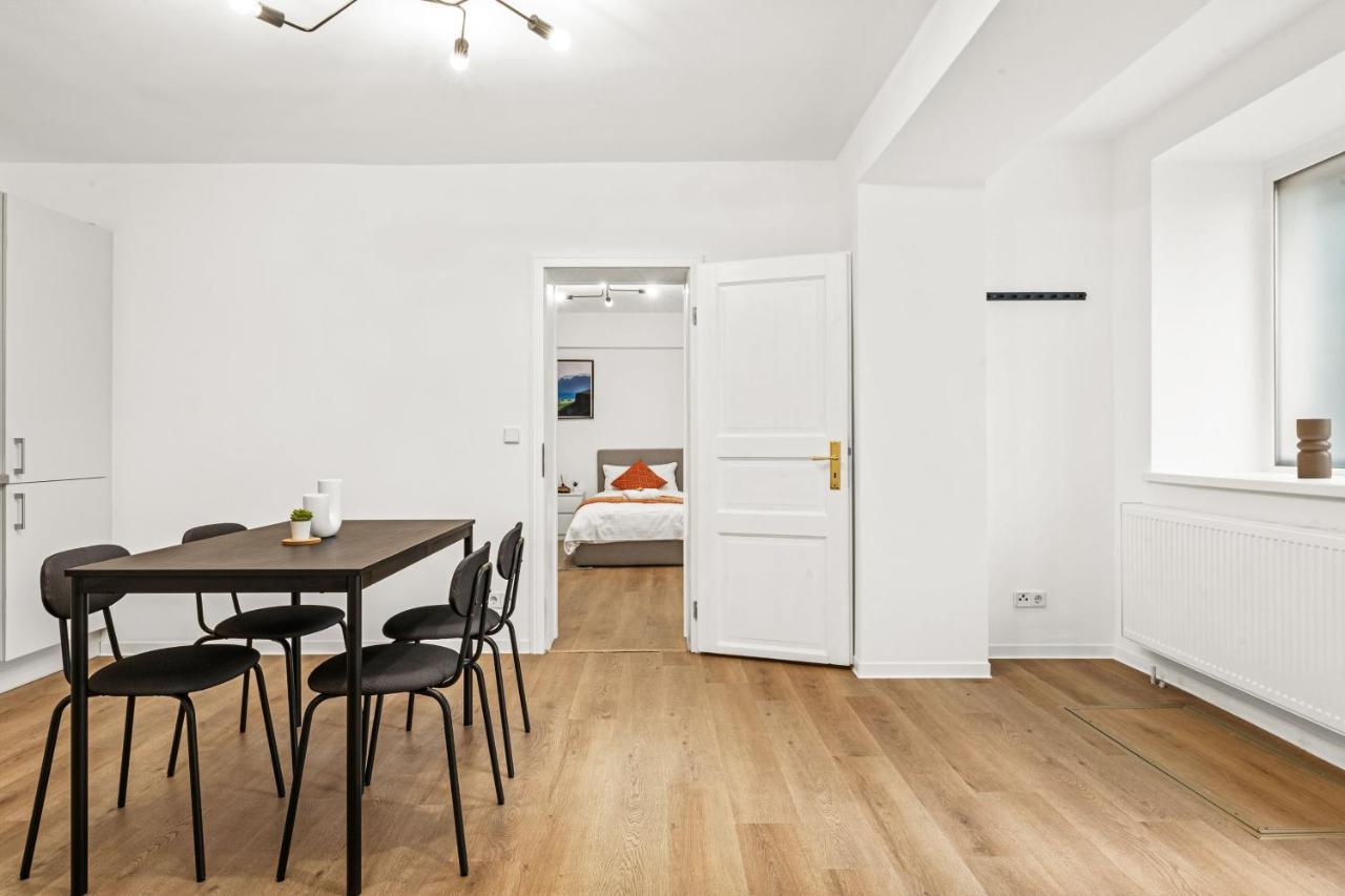 2 Zimmer Apartments, 4 Betten, Vollmoebliert,Zentrale Lage Am S-Bahnhof Berlín Exteriér fotografie