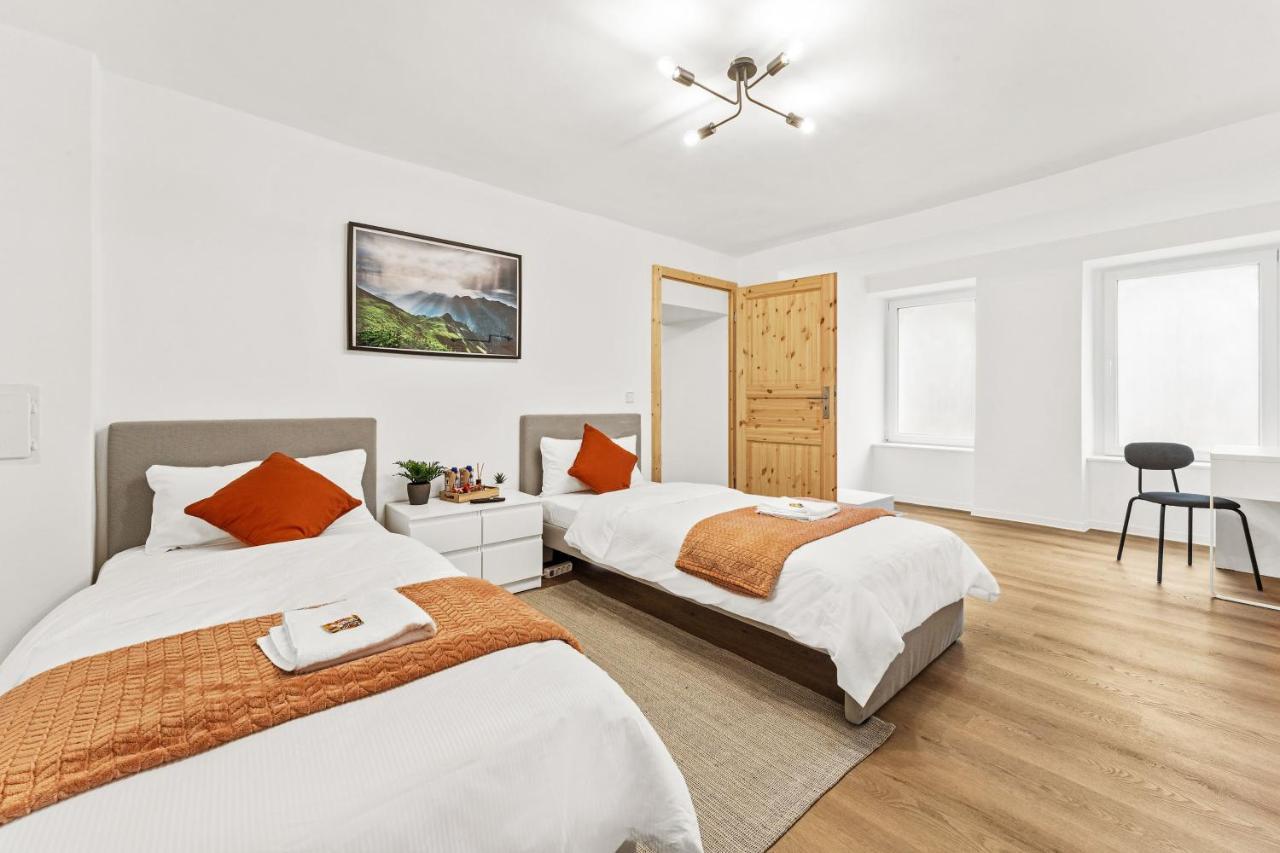 2 Zimmer Apartments, 4 Betten, Vollmoebliert,Zentrale Lage Am S-Bahnhof Berlín Exteriér fotografie